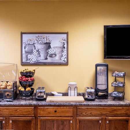 Kahler Inn And Suites Rochester Esterno foto
