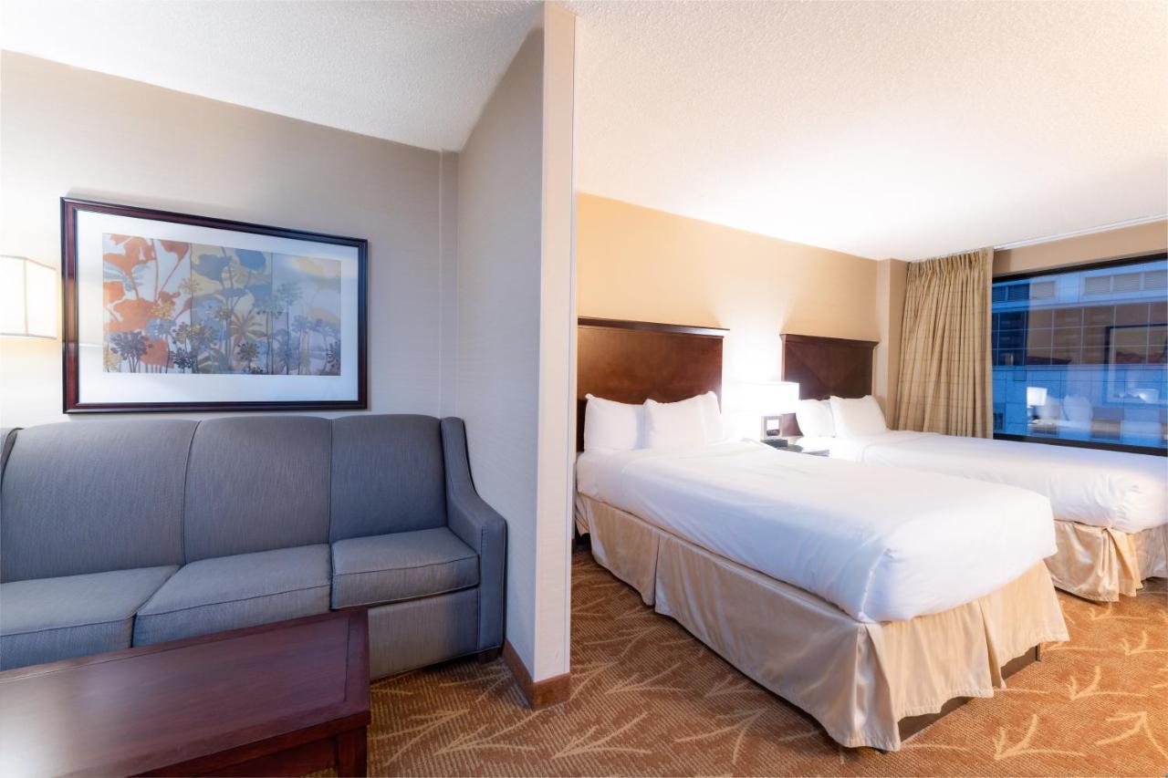 Kahler Inn And Suites Rochester Esterno foto